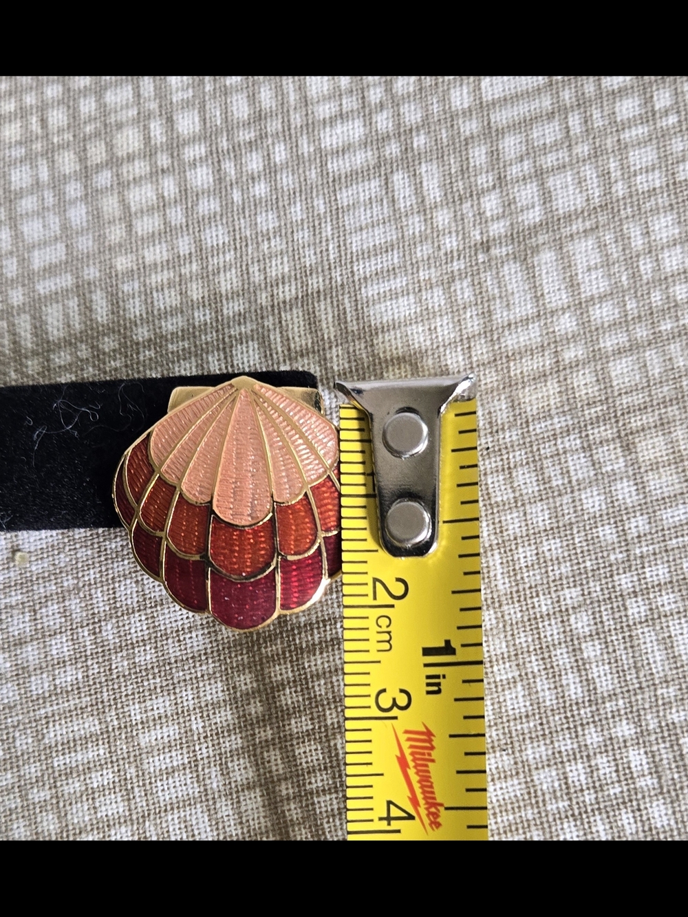 Avon VTG Post earrings. Shell Cloisonne. Gold-Tone. - Picture 7 of 9